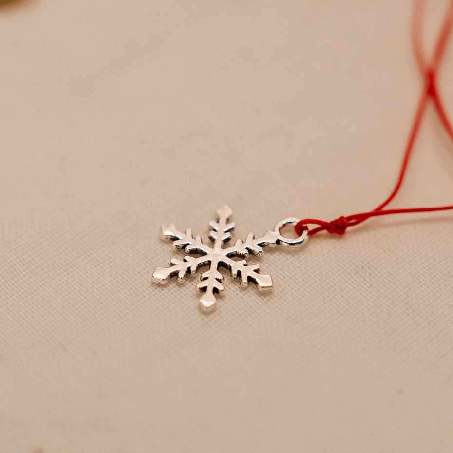 Snowflake Whisper Necklace